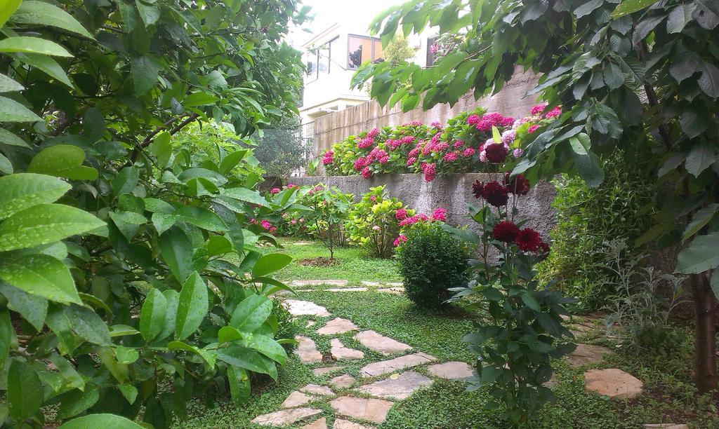 Apartments Sandra ติวัต ภายนอก รูปภาพ